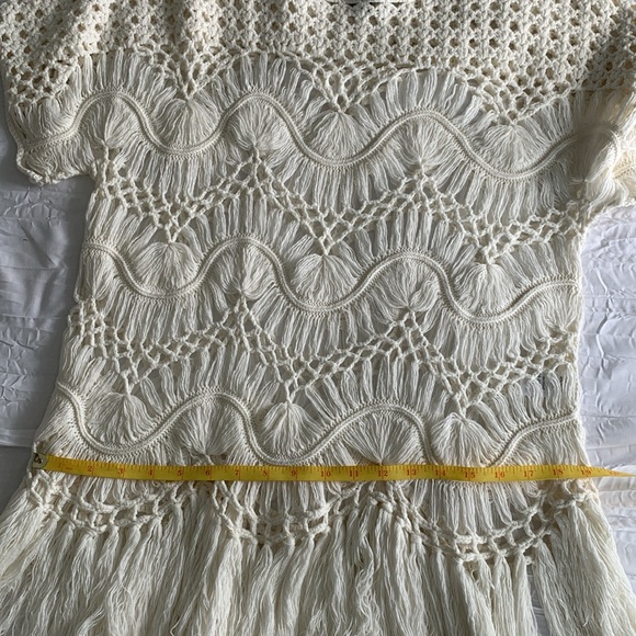 DENIM 24/7 Women’s Cream Sweater Detailed Soft Crochet Fringe Short Sleeve L - Picture 10 of 13